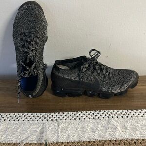 Black Knit Women's Shoes